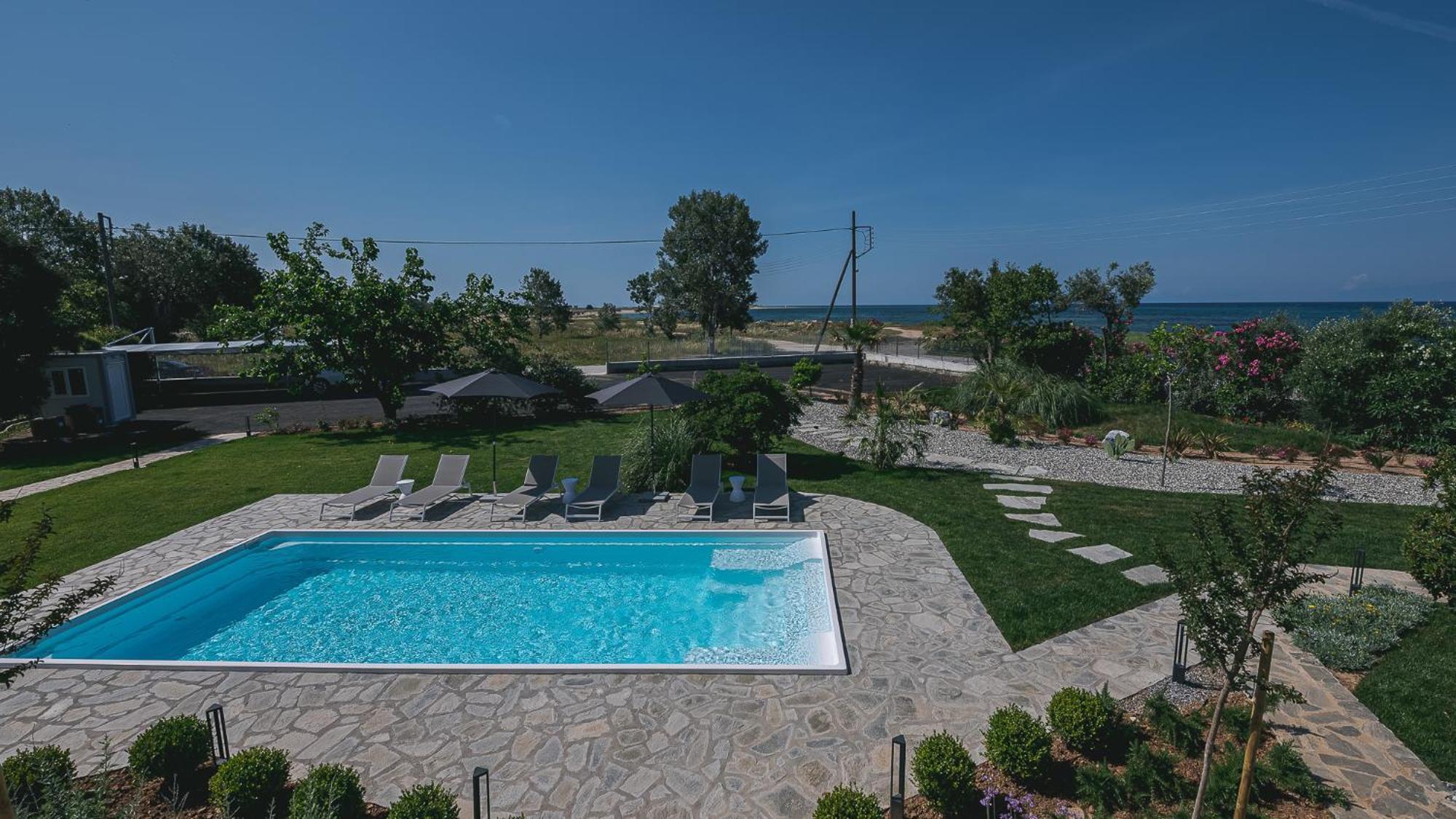 Electra Beachfront Suites, Nea Irakleia Nea Iraklia Exterior foto