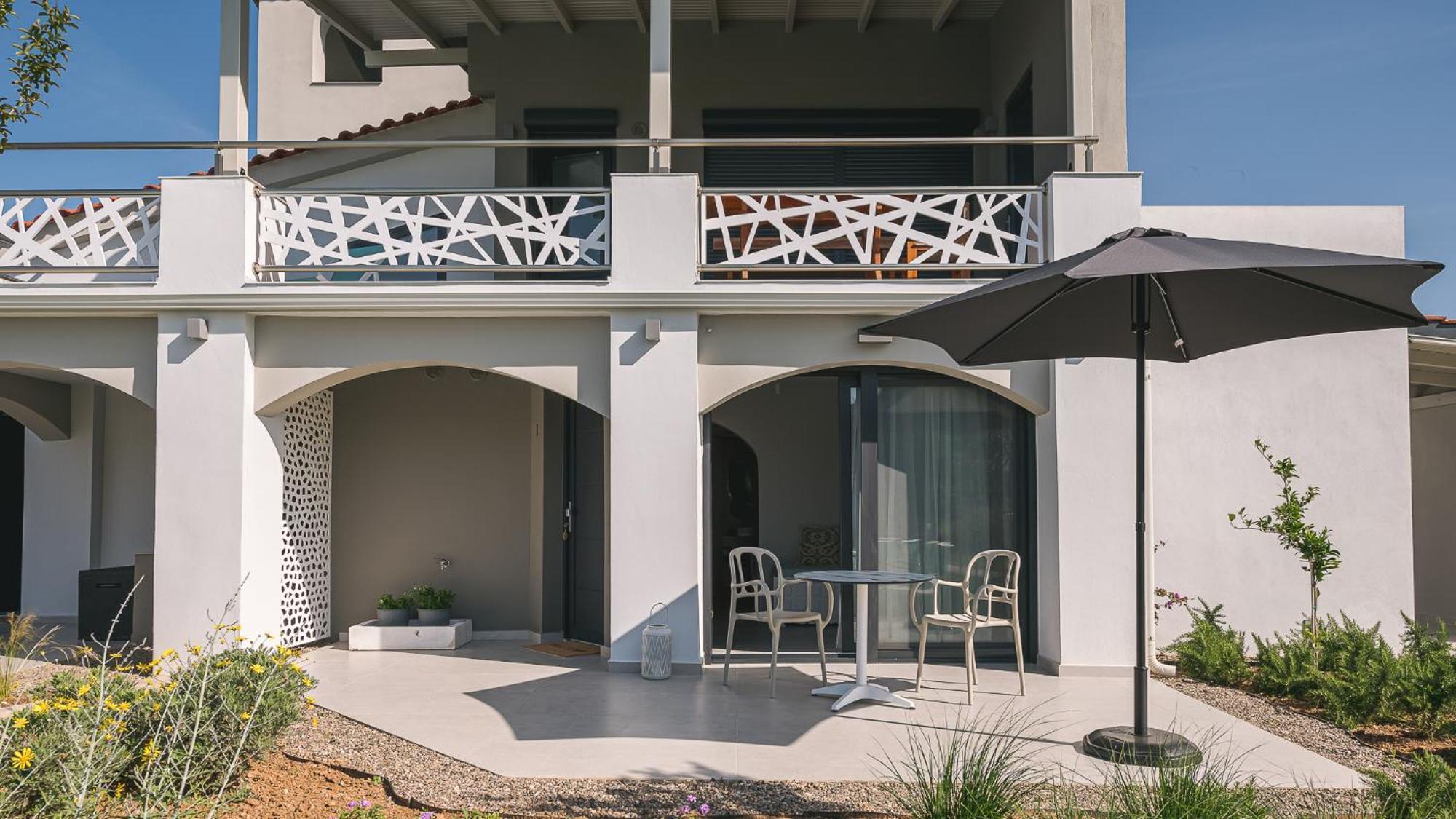 Electra Beachfront Suites, Nea Irakleia Nea Iraklia Exterior foto